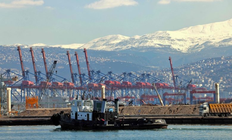 مرفىء بيروت عاد ليتصدر الواجهة